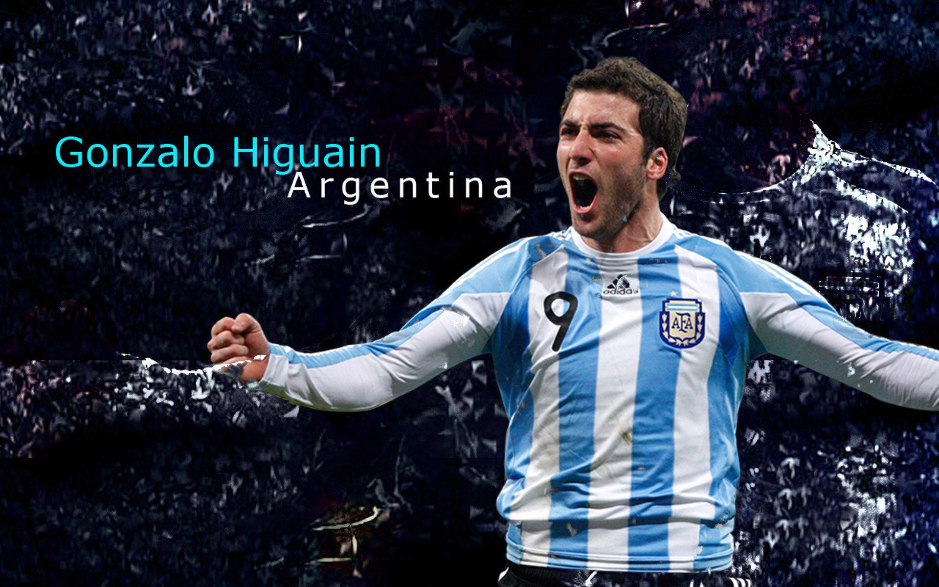 悬崖速降越野赛 选手组合跑、攀、滑三种方式完成赛道